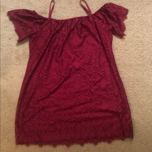 Off the shoulder mini lace (Maroon)